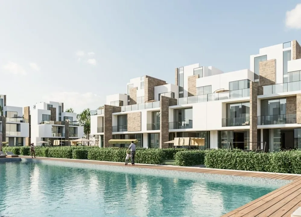 Long Beach Residence